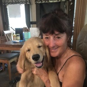 Meet your Posher, Kelly